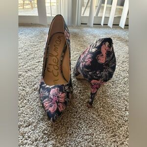 Sam Edelman Blue Pumps with Pink Floral Print